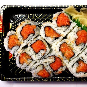 Пряный ролл с лососем