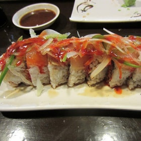 Ролл с гремучей змеей